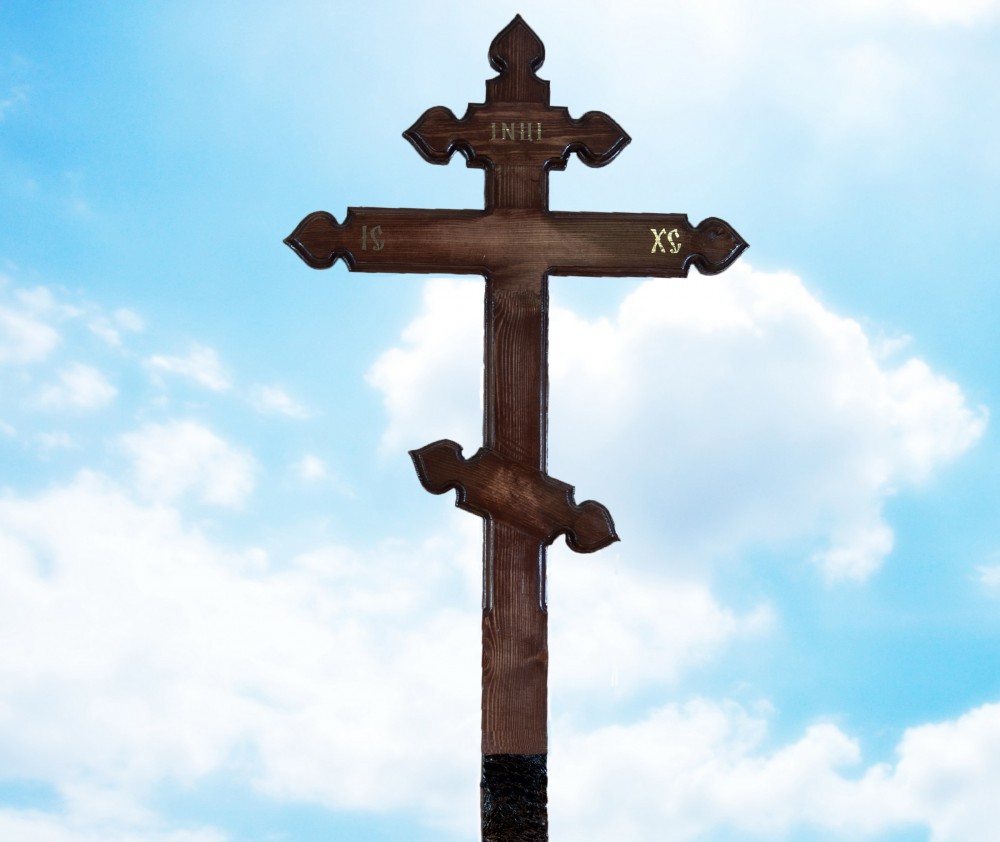 крест деревянный №16 "Сердечки детский"